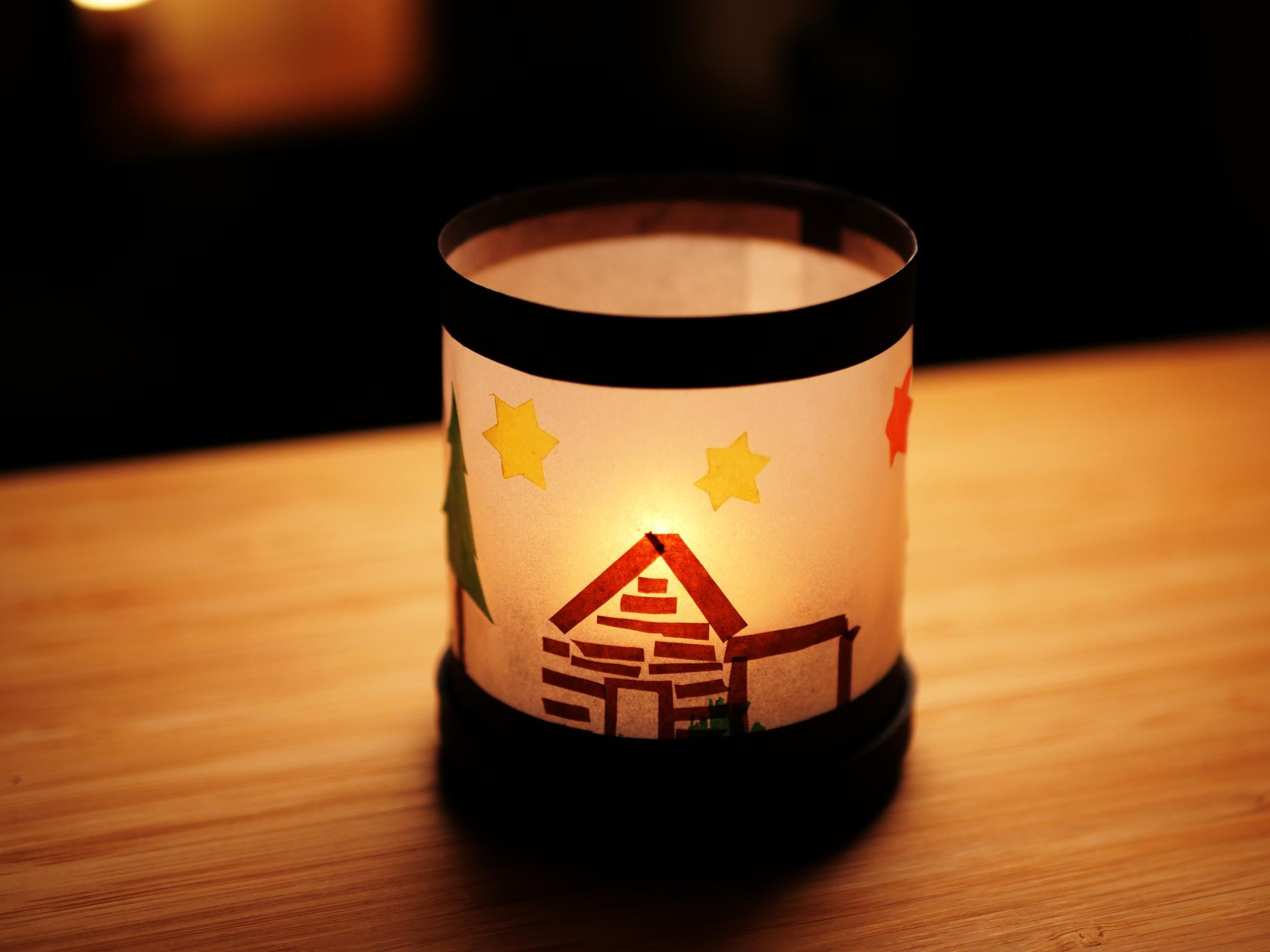 Finalized candle with stand, wrap and a tea light