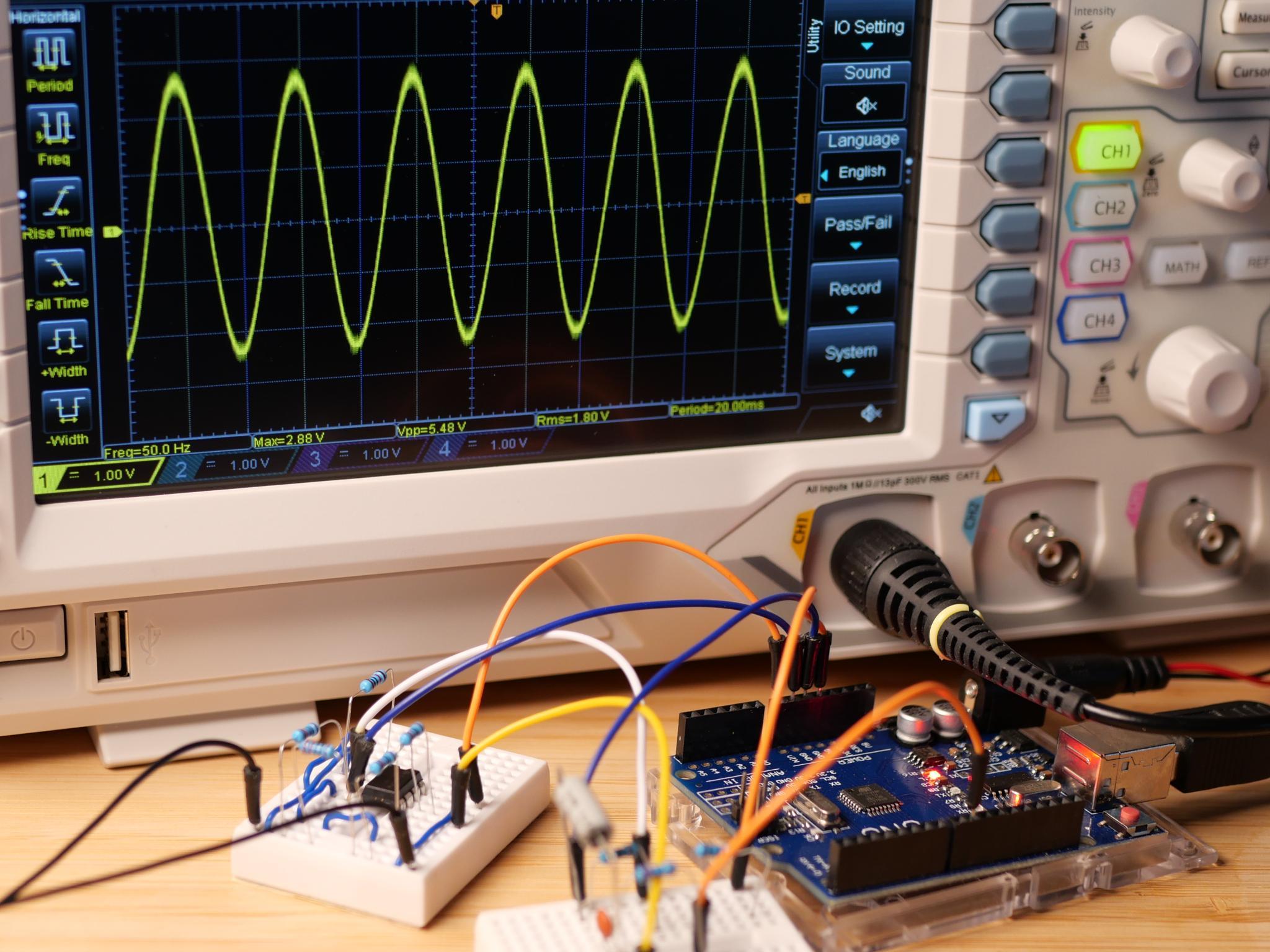 Output signal with 9 V power supply and amplification