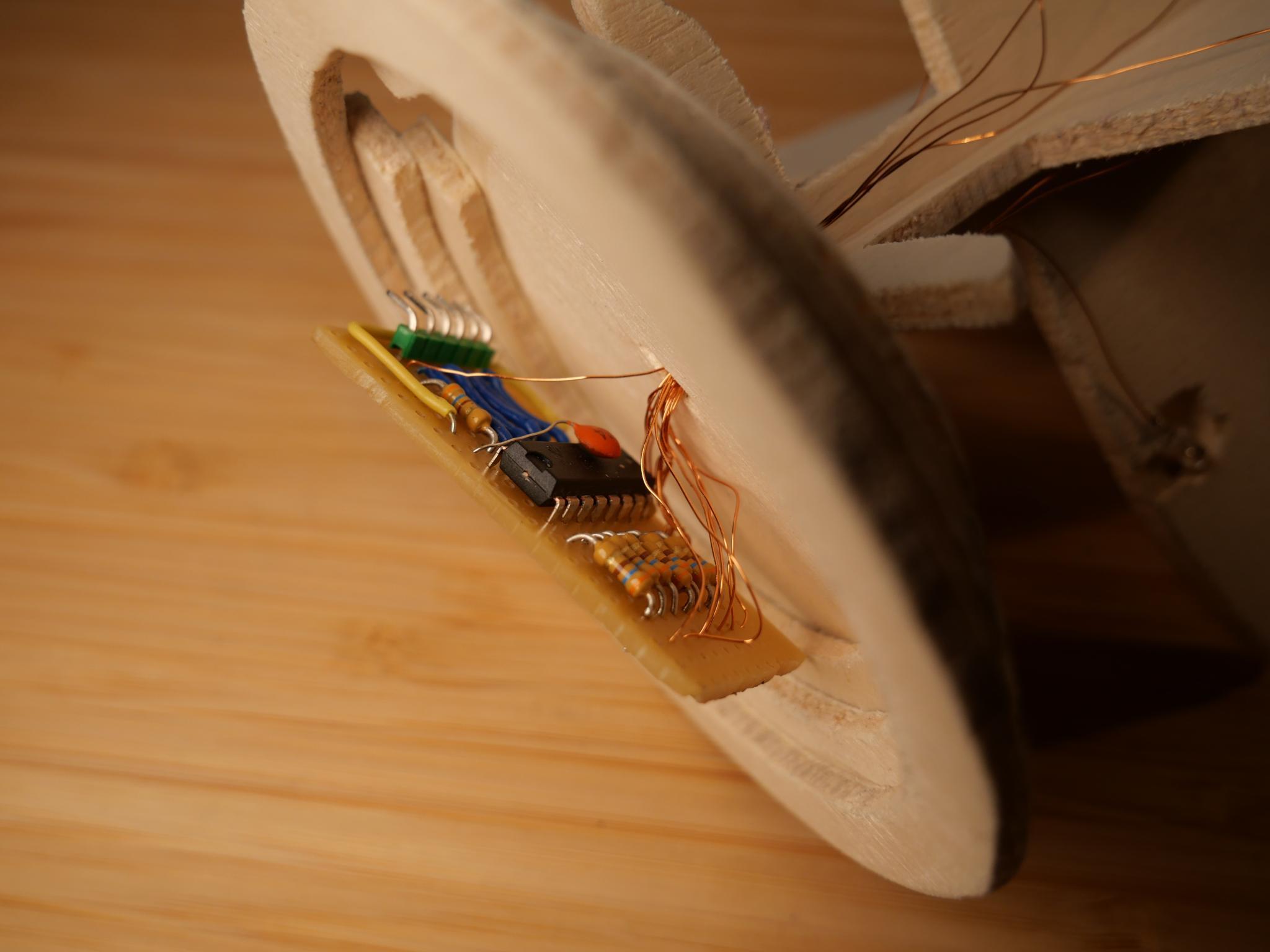 Soldering the remaining copper wires to the perfboard.