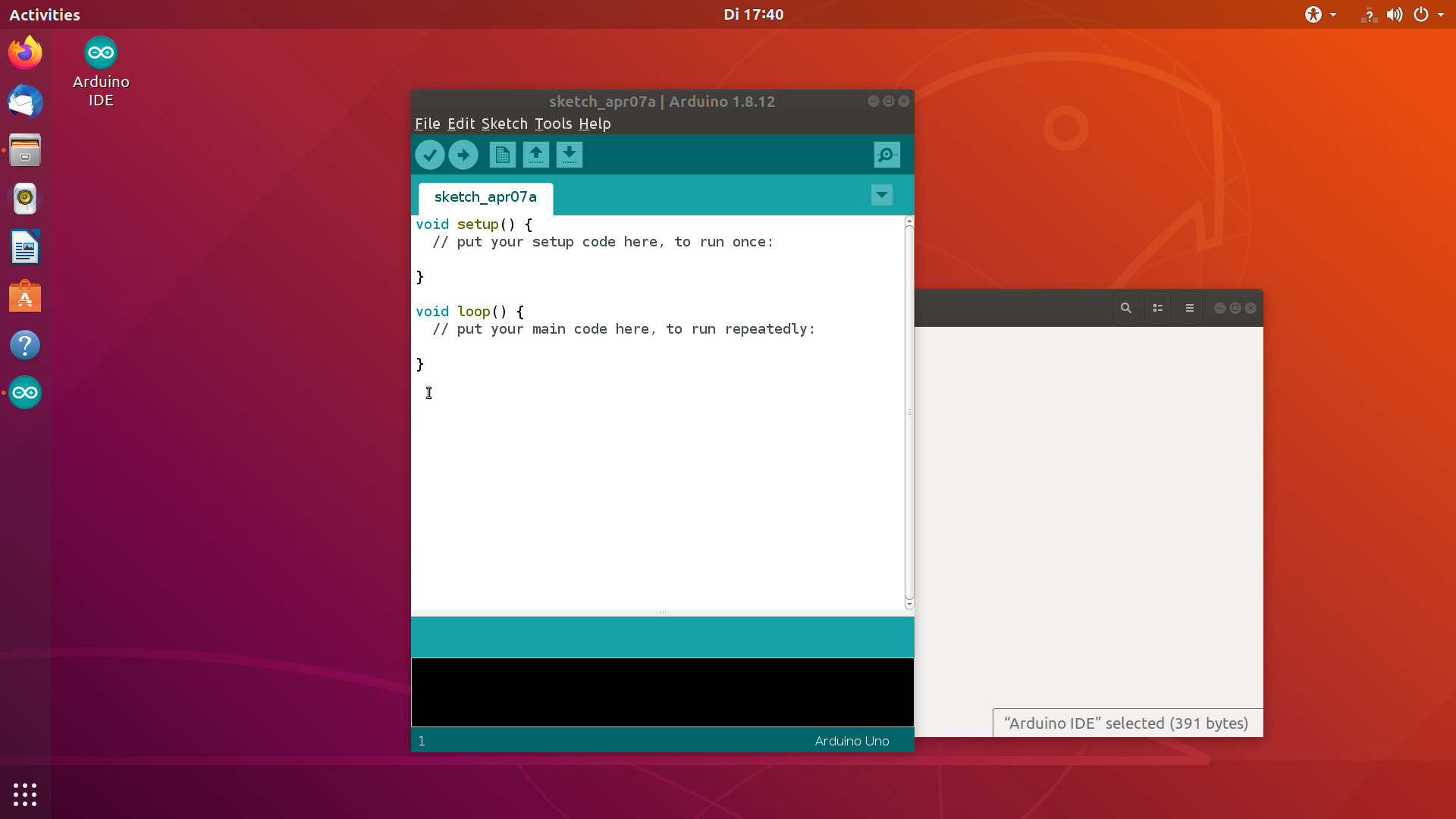 Arduino IDE launches